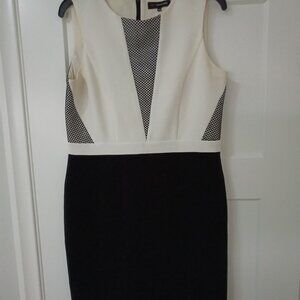 Dress By Jeañne Beker black and cream size 10
